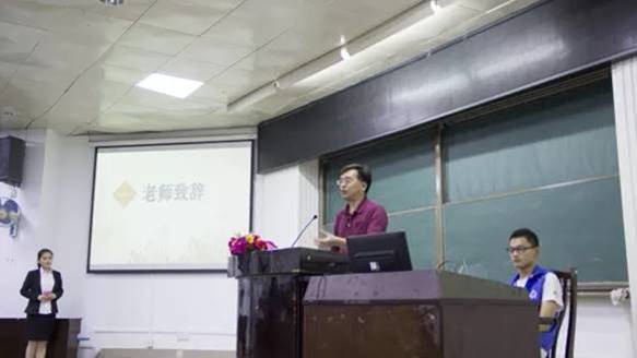 http://cms.gxu.edu.cn/_vsl/10E063EA35682B2F8D478A3757B8B268/9663264B/4FDD